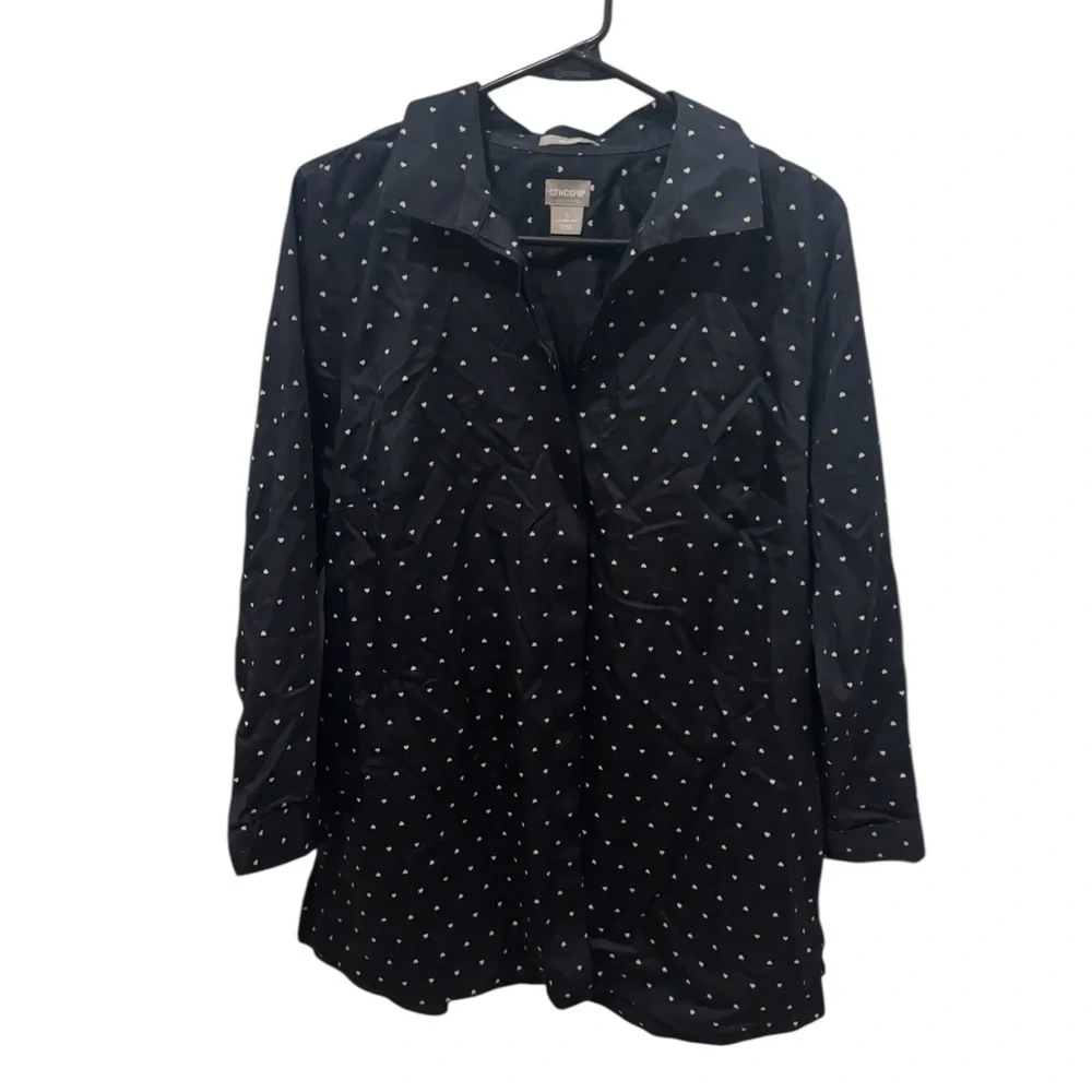 Chico’s Navy Blue Heart Print Button Front Top Size Medium